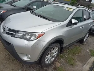 Toyota RAV4 Limited 4dr SUV AWD (2.5L 4cyl 6A) 2014 Silver
