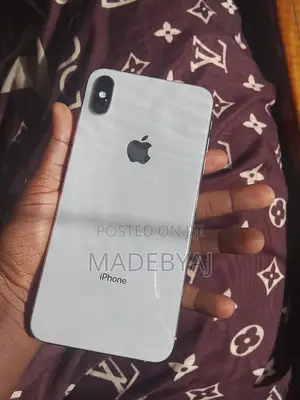 Apple iPhone XS Max 64 GB White