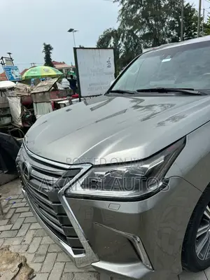 Lexus LX 570 AWD 2017 Gray