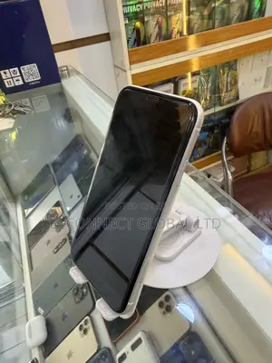 Apple iPhone 11 128 GB White
