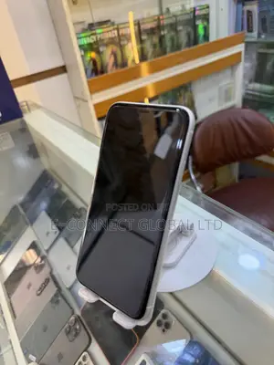 Apple iPhone 11 128 GB White