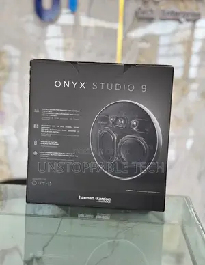 Onyx Studio 9