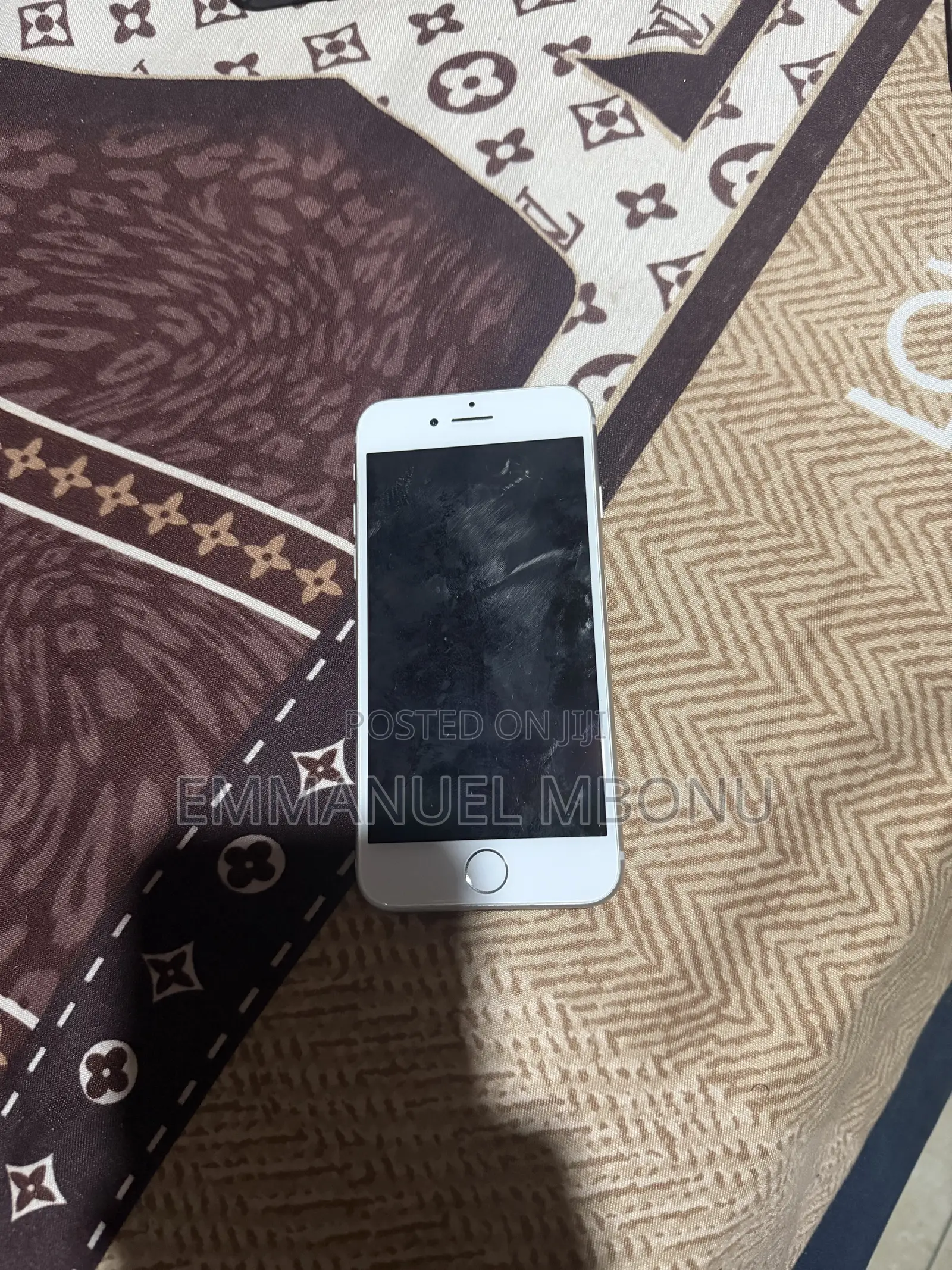 Apple iPhone 8 64 GB White