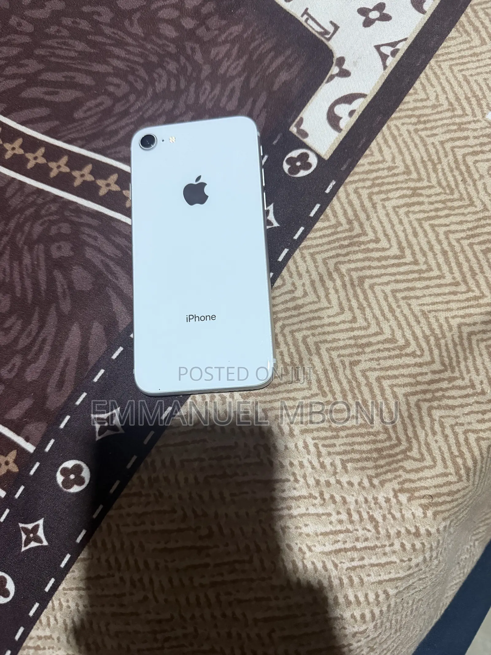 Apple iPhone 8 64 GB White
