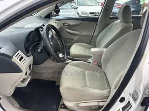 Toyota Corolla 2011 White