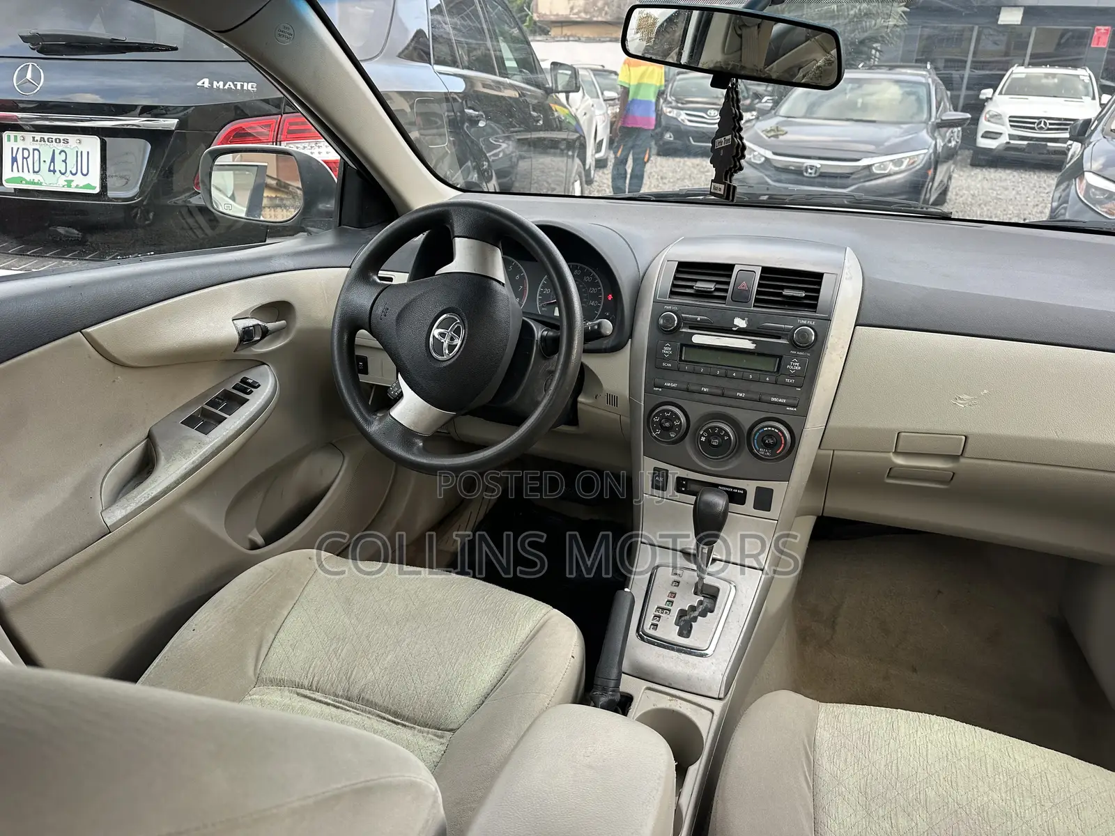 Toyota Corolla 2011 White