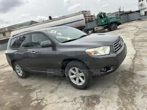 Toyota Highlander Limited 2010 Gray