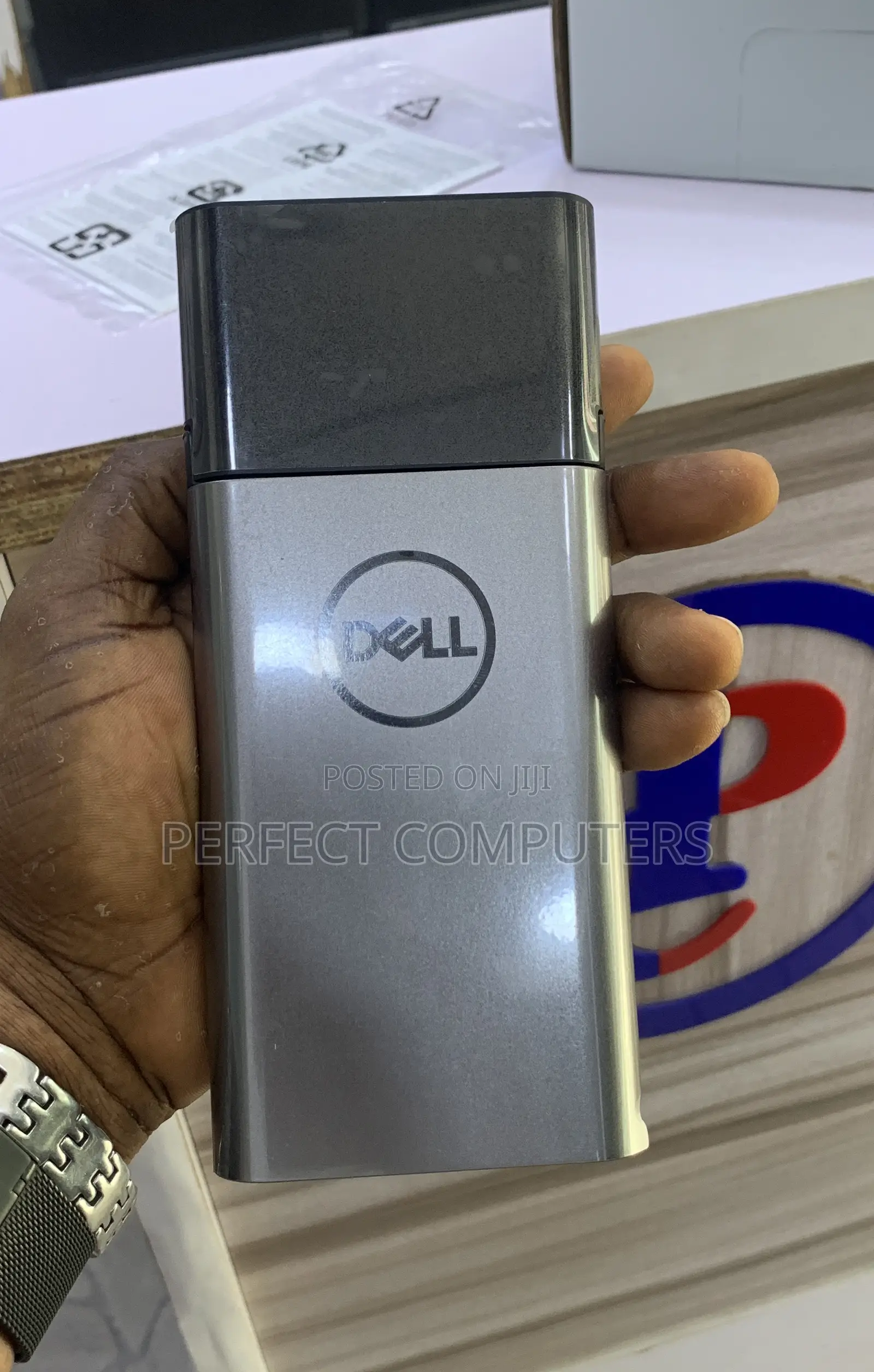 Dell Hybrid Adapter Power Bank