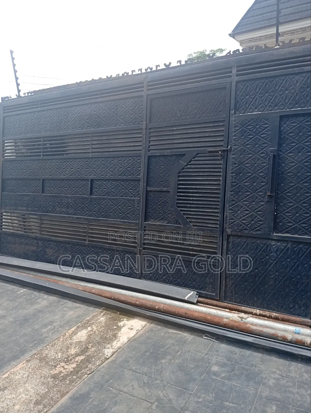 Slide Gate