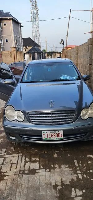 Mercedes-Benz C280 2007 Gray