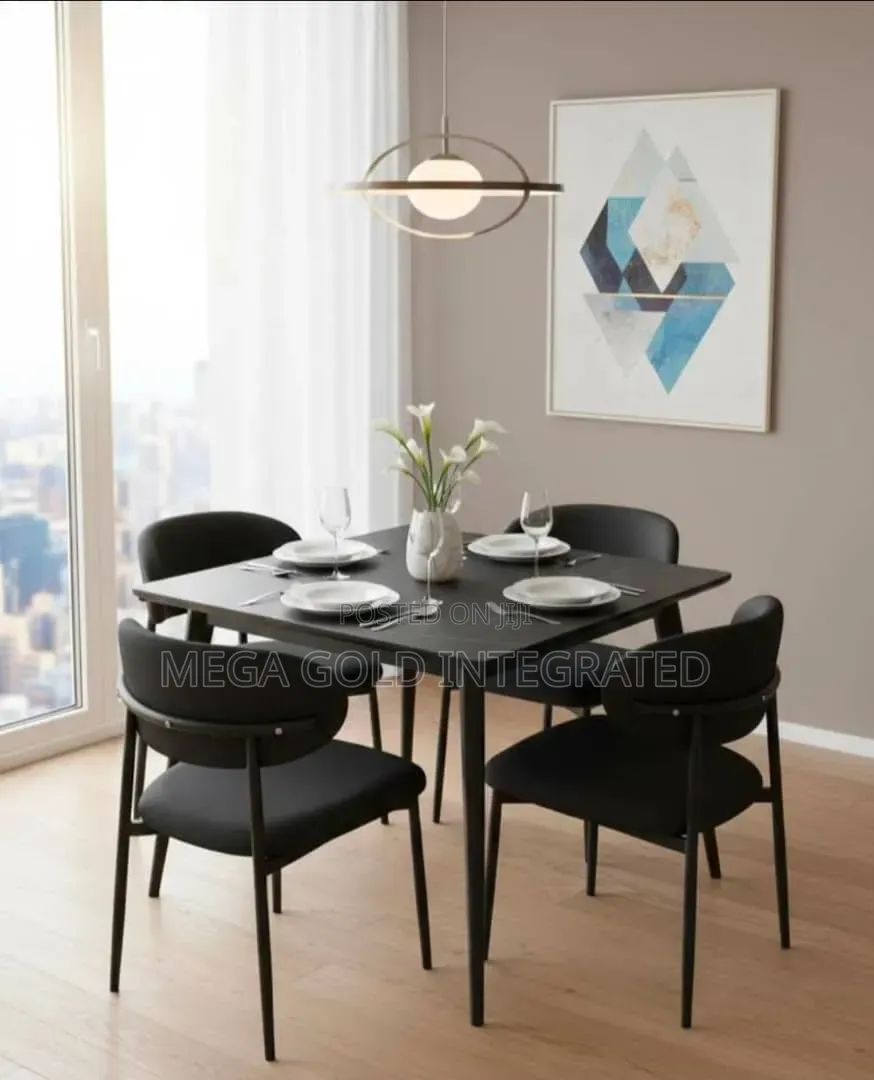 Quality 4 Seaters Dining Set