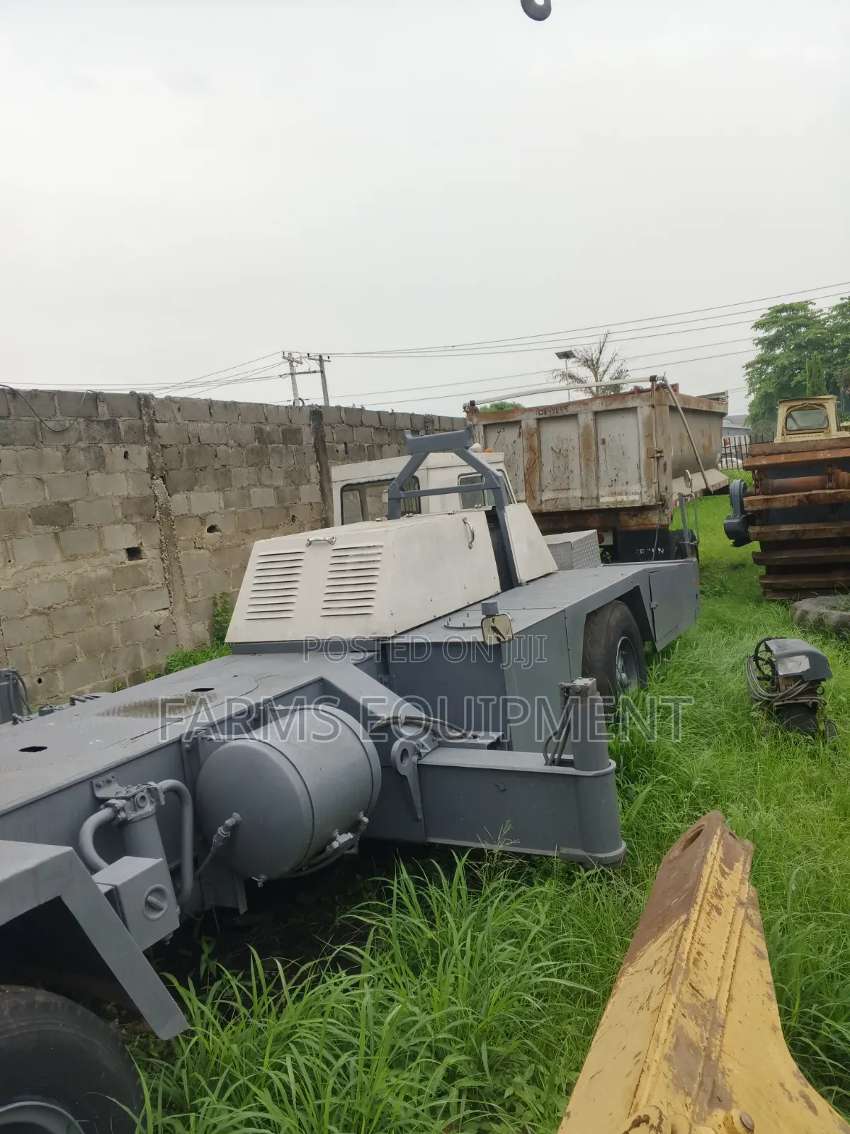 Tokunbo P H 30ton Crane