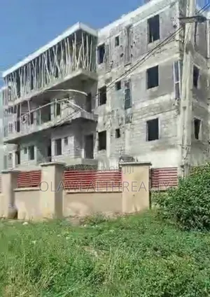 3bdrm Block of Flats in Katampe (Main) for sale