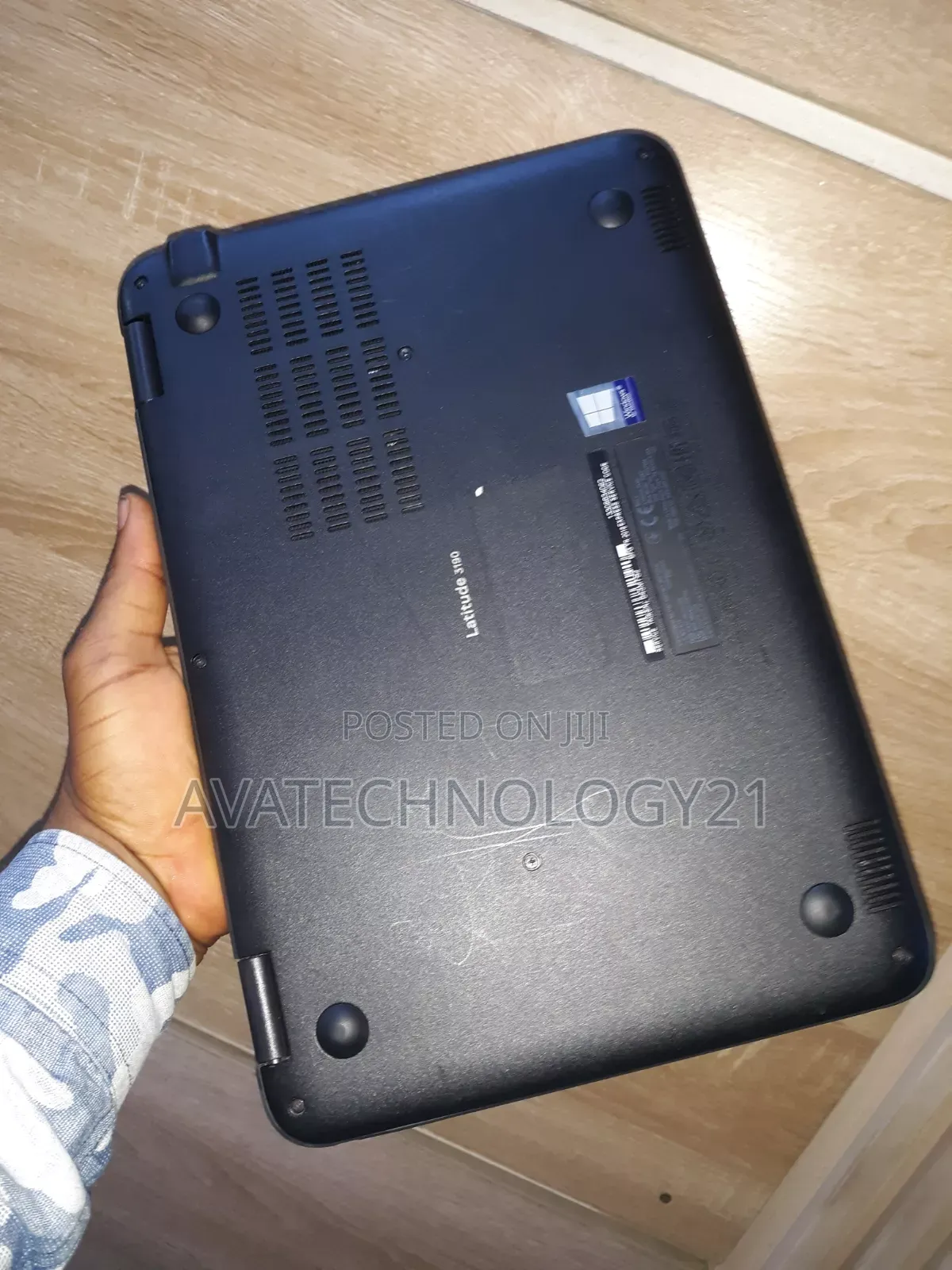 Laptop Dell Latitude 3180 4GB Intel Celeron SSD 60GB