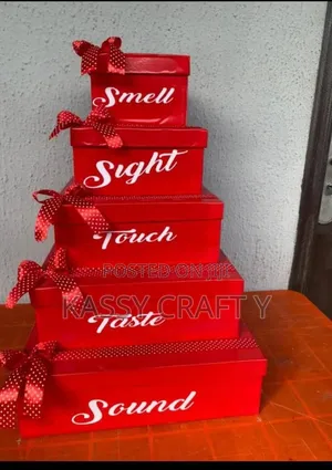 Pay Small-small Gift Box Packages Available