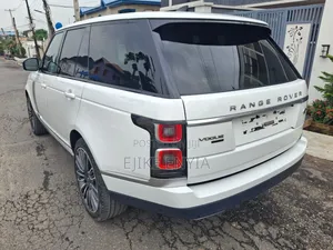 Land Rover Range Rover Vogue 2021 White