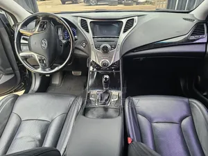 Hyundai Grandeur 2.2 CRDi 2012 Black