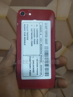 Apple iPhone SE (2022) 128 GB Red