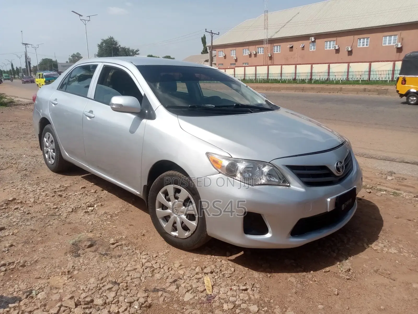 Toyota Corolla 2012 Silver