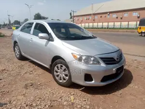 Toyota Corolla 2012 Silver