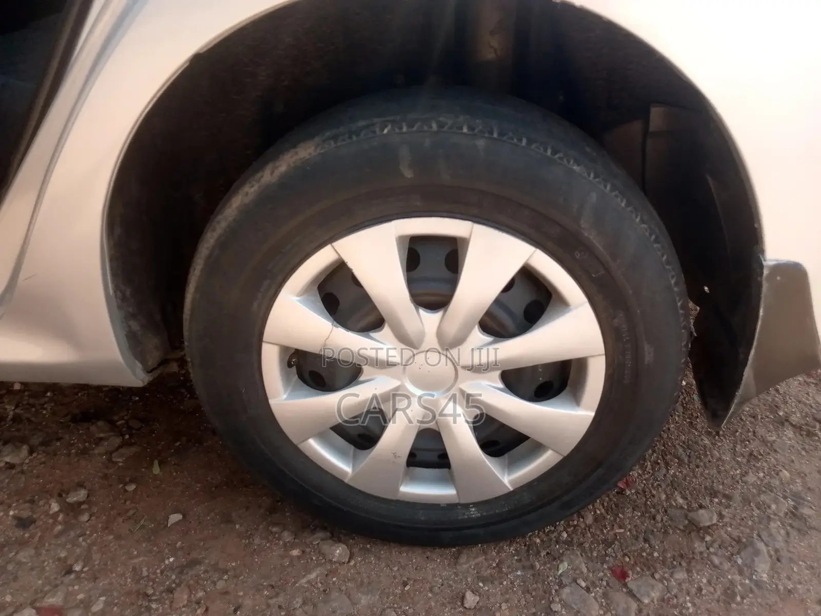 Toyota Corolla 2012 Silver
