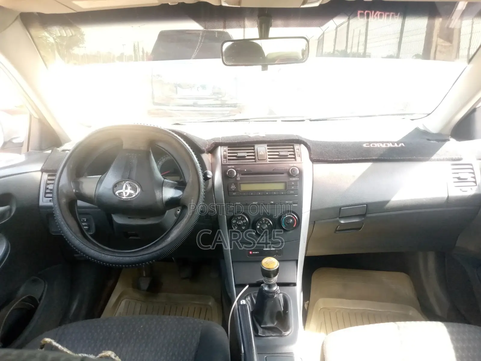 Toyota Corolla 2012 Silver