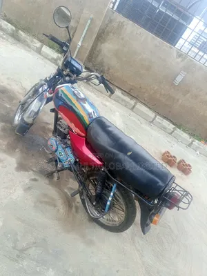 Bajaj Boxer 100 2014 Red