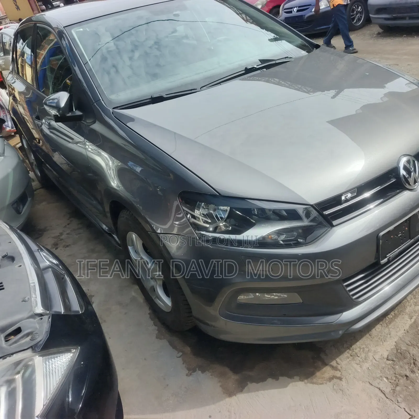 Volkswagen Polo 2016 Gray