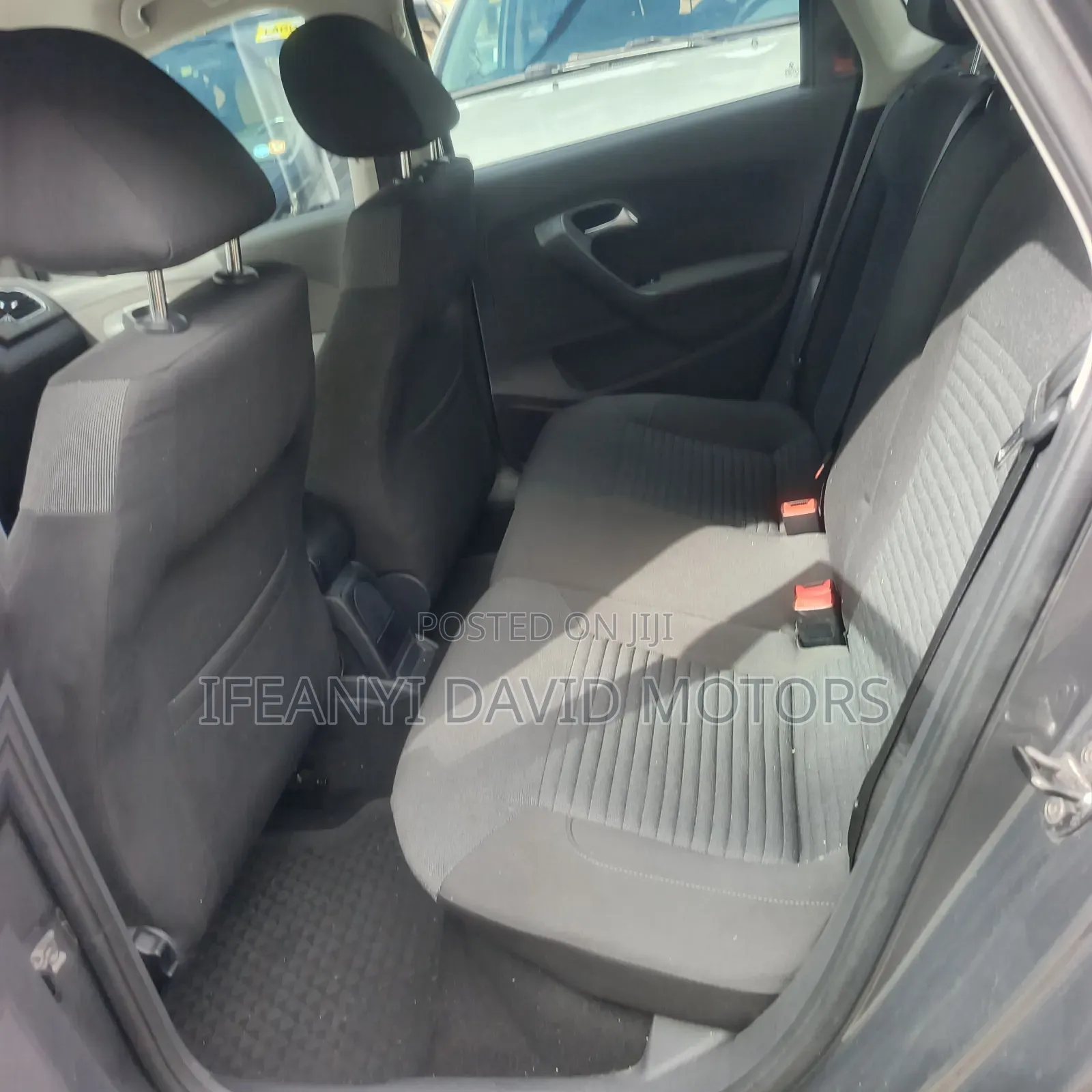Volkswagen Polo 2016 Gray
