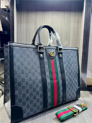 Single Gucci Handbag With Strap