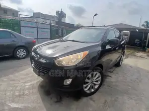 Hyundai Tucson 2013 Black