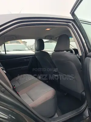 Toyota Corolla LE ECO 4dr Sedan (1.8L 4cyl CVT) 2017 Black