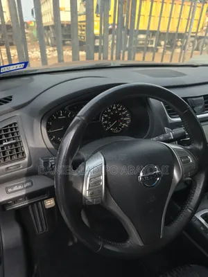 Nissan Altima 2017 Blue