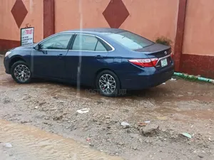 Toyota Camry LE 4dr Sedan (2.5L 4cyl 6A) 2016 Blue
