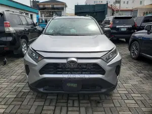 Toyota RAV4 2019 Silver