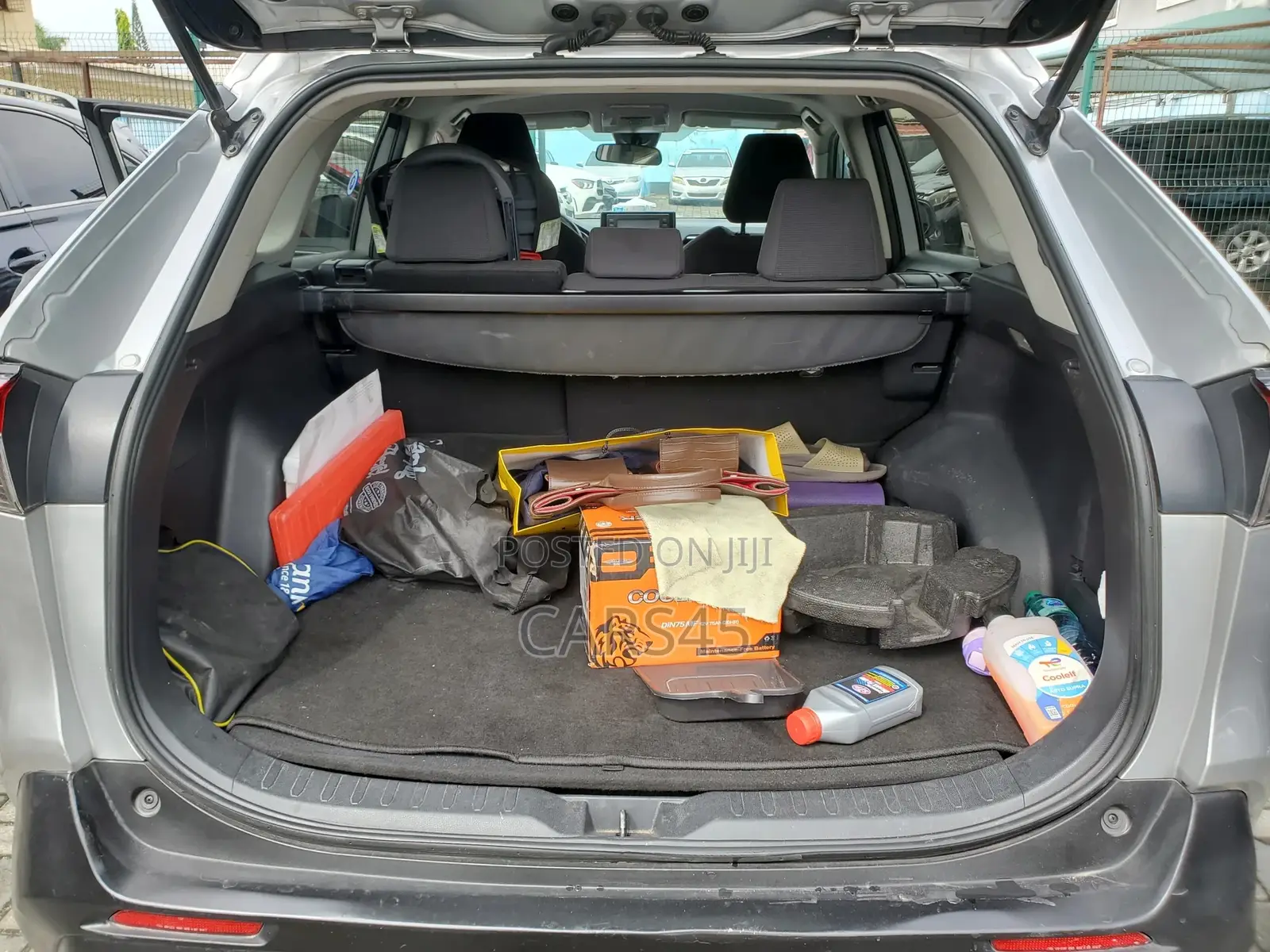 Toyota RAV4 2019 Silver