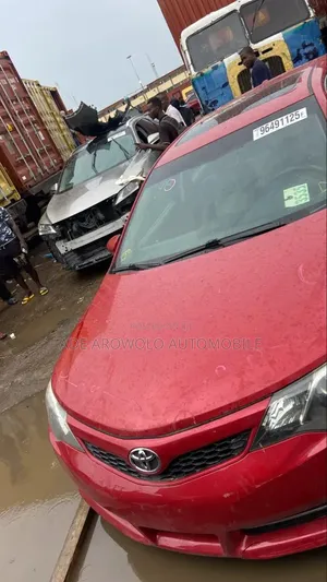Toyota Camry 2012 Red