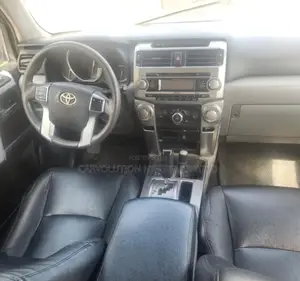 Toyota 4-Runner Limited 4WD 2010 Gray