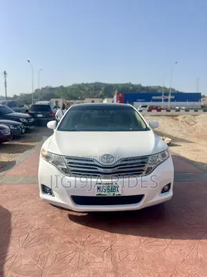 Toyota Venza 2011 White