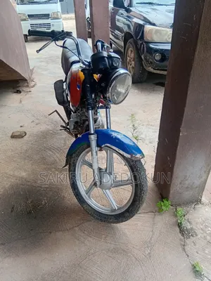 TVS HLX 125 2024 Blue