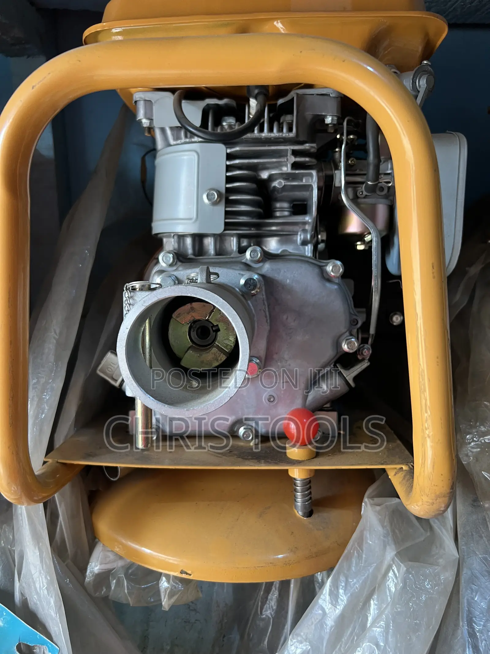 Robin Ey20 Gasoline-Powered Concrete Vibrator