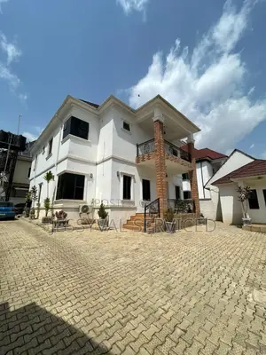 Duplex Luxury One Bedroom Serviced Apartment