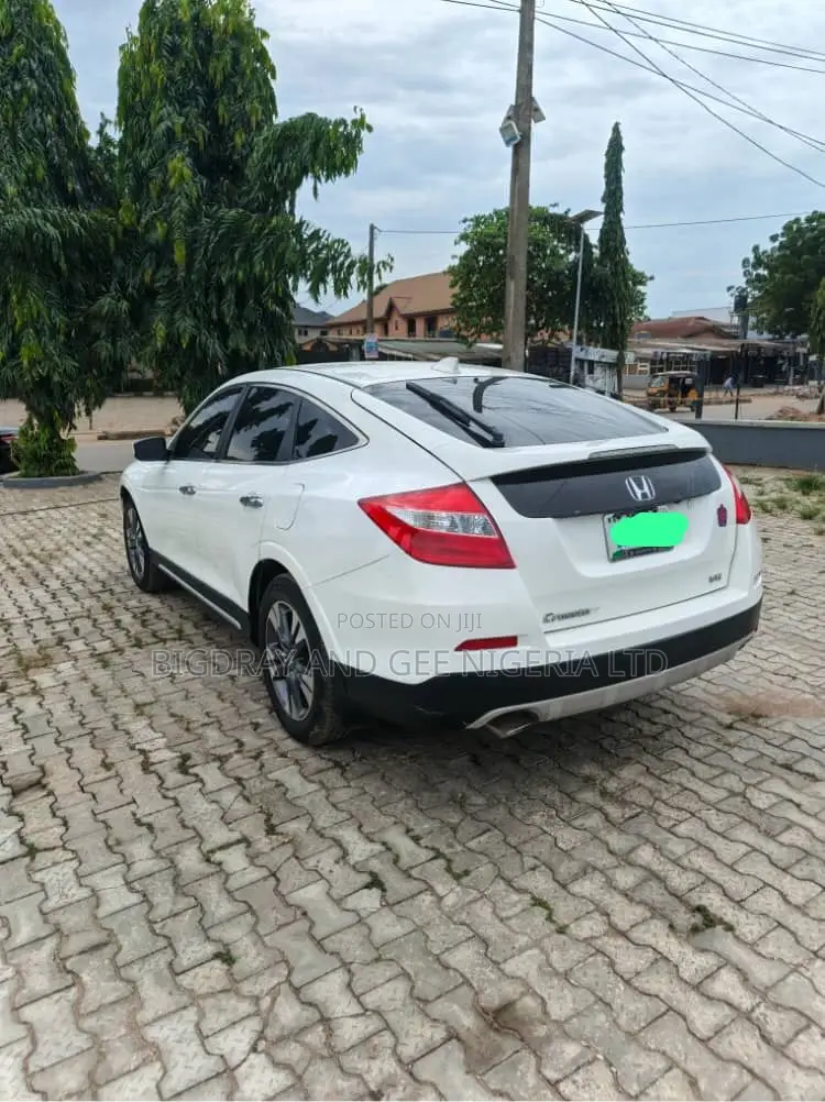 Honda Crosstour 3.5 AWD 2015 White