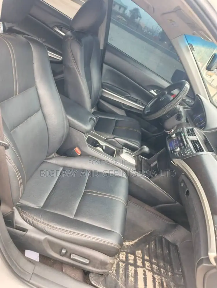 Honda Crosstour 3.5 AWD 2015 White