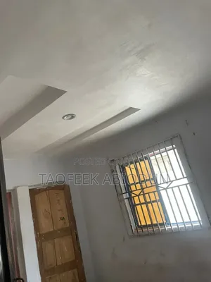Furnished 1bdrm Block of Flats in Iyalode Estate for sale
