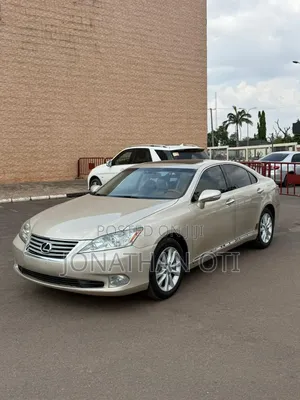 Lexus ES 350 2011 Gold