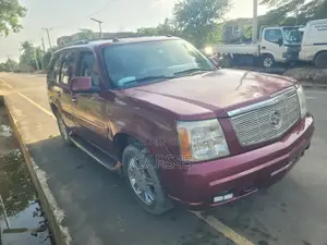 Cadillac Escalade 2004 Red