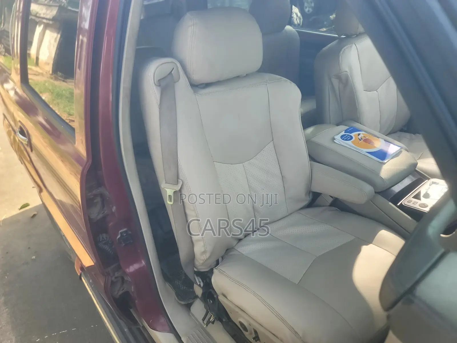 Cadillac Escalade 2004 Red
