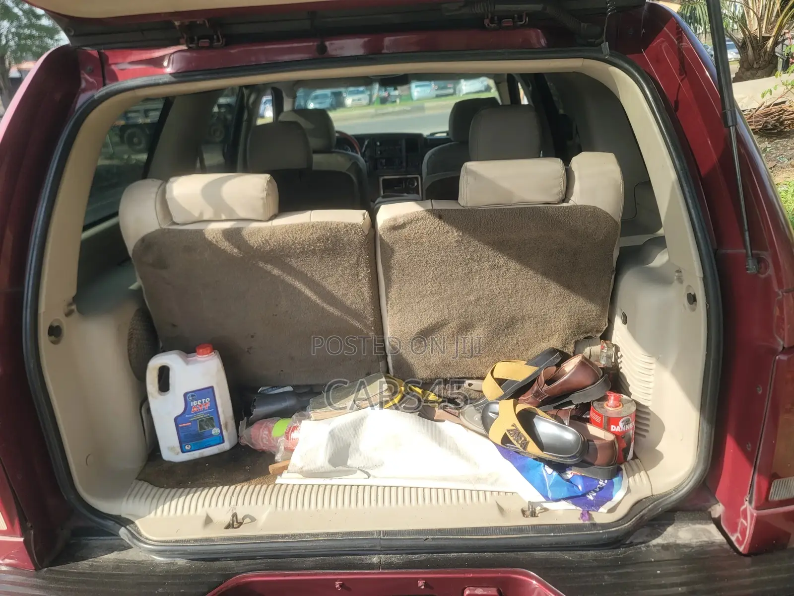 Cadillac Escalade 2004 Red