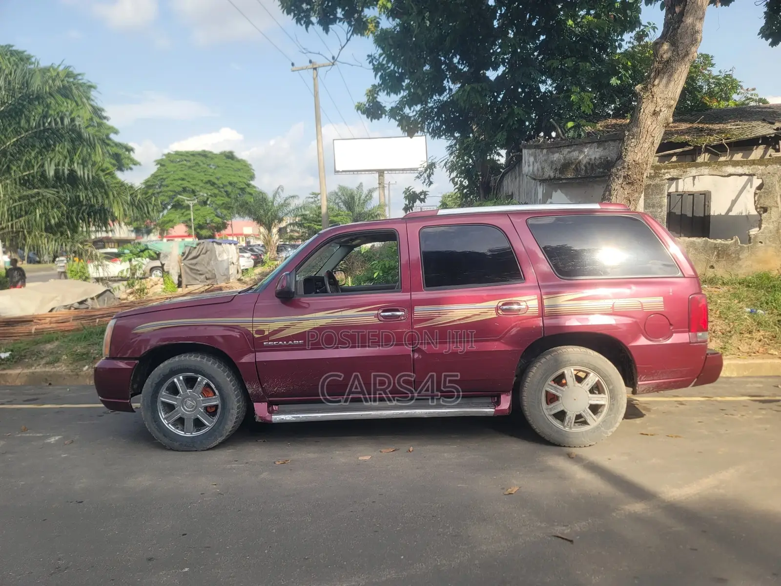 Cadillac Escalade 2004 Red